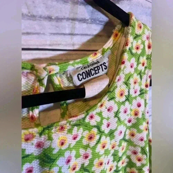 California Concepts Vintage Daisy Patterned Dress - Picture 4 of 7